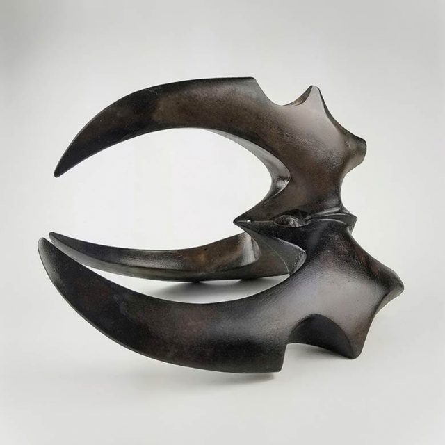 Claw-shaped art piece